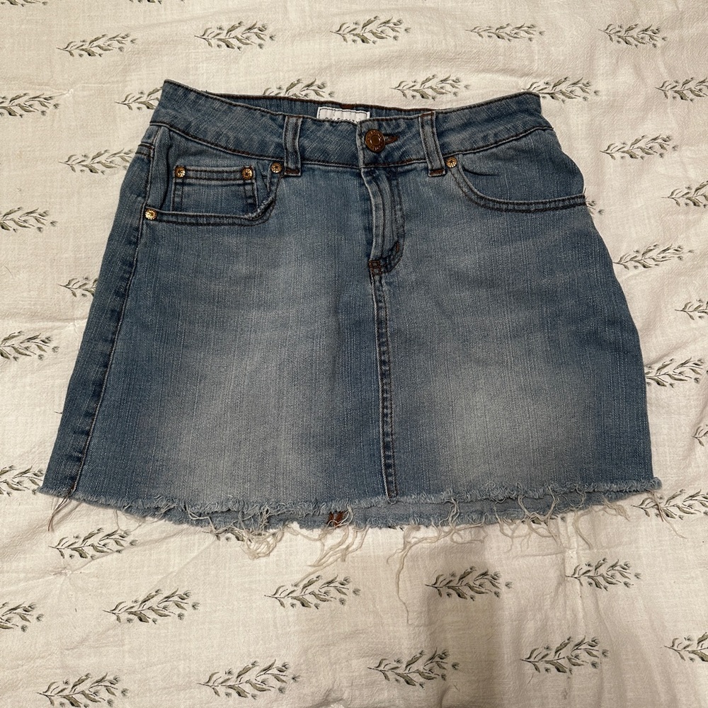 Celebrity pink denim skirt size 4